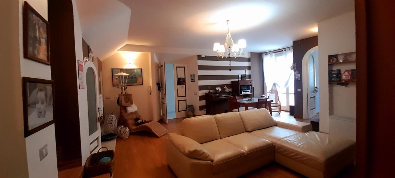 Judith Wright'S Home مايوري المظهر الخارجي الصورة