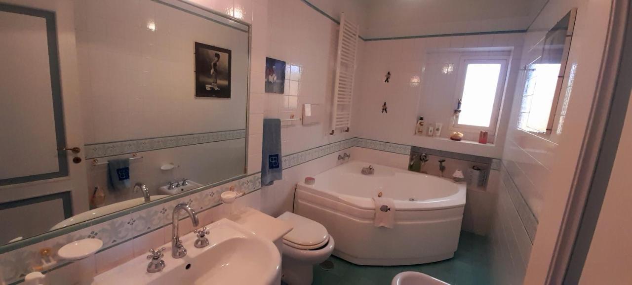 Judith Wright'S Home مايوري المظهر الخارجي الصورة
